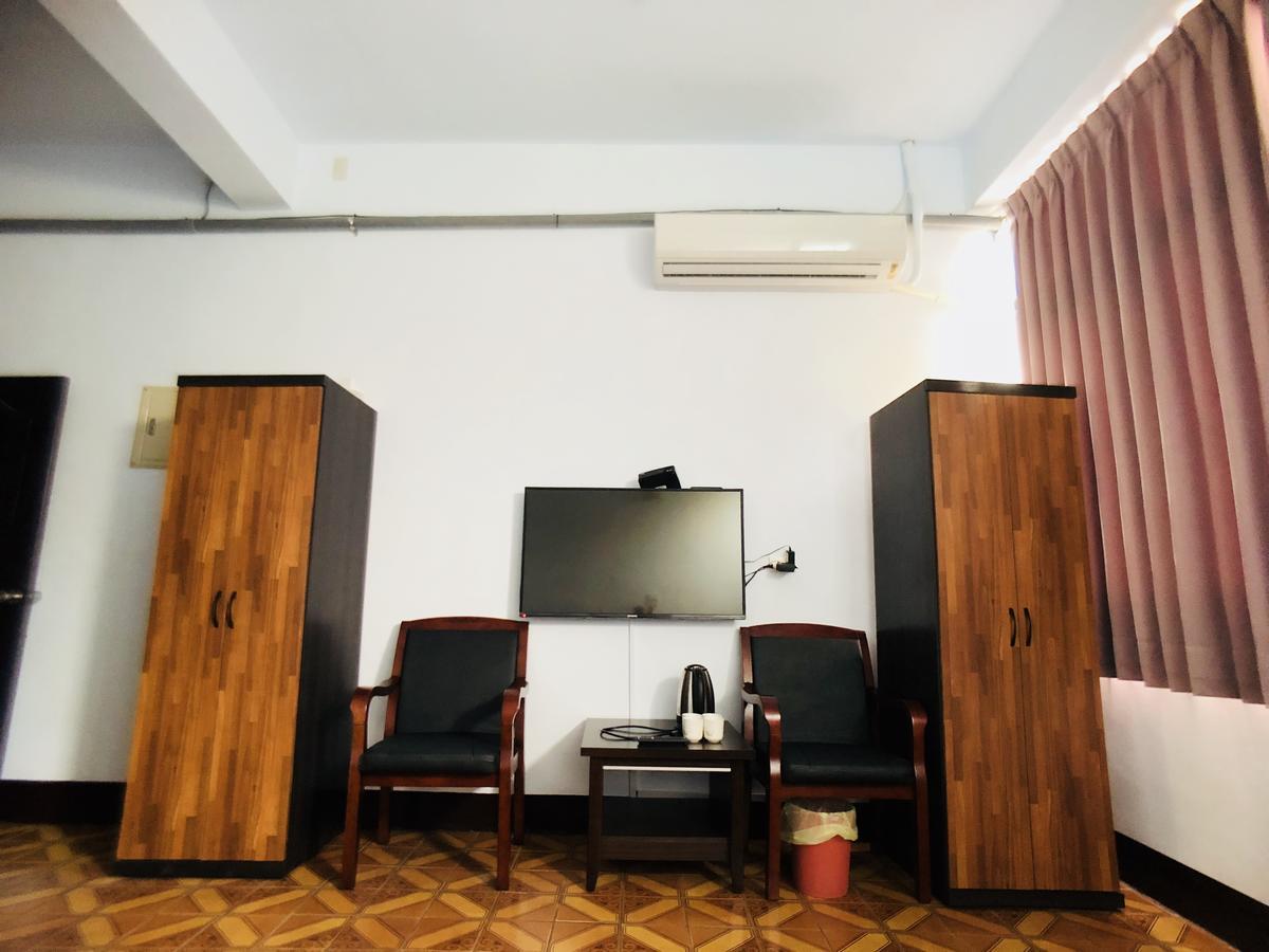 Zhongxing Hotel Tongluo エクステリア 写真